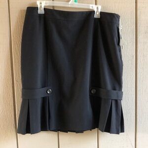 Elegant Black Pleated Skirt